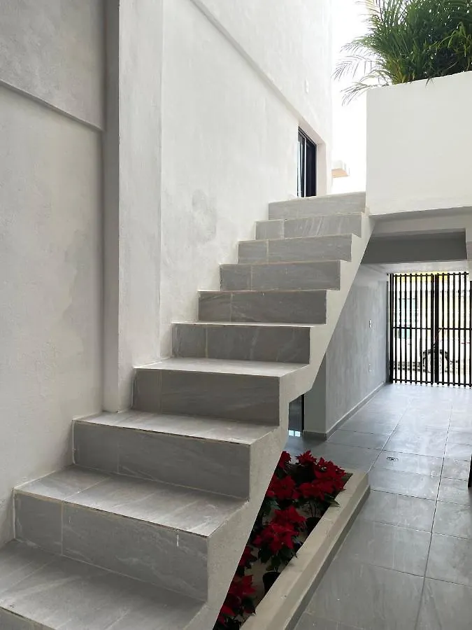 Casa Roble Cancún 0*,