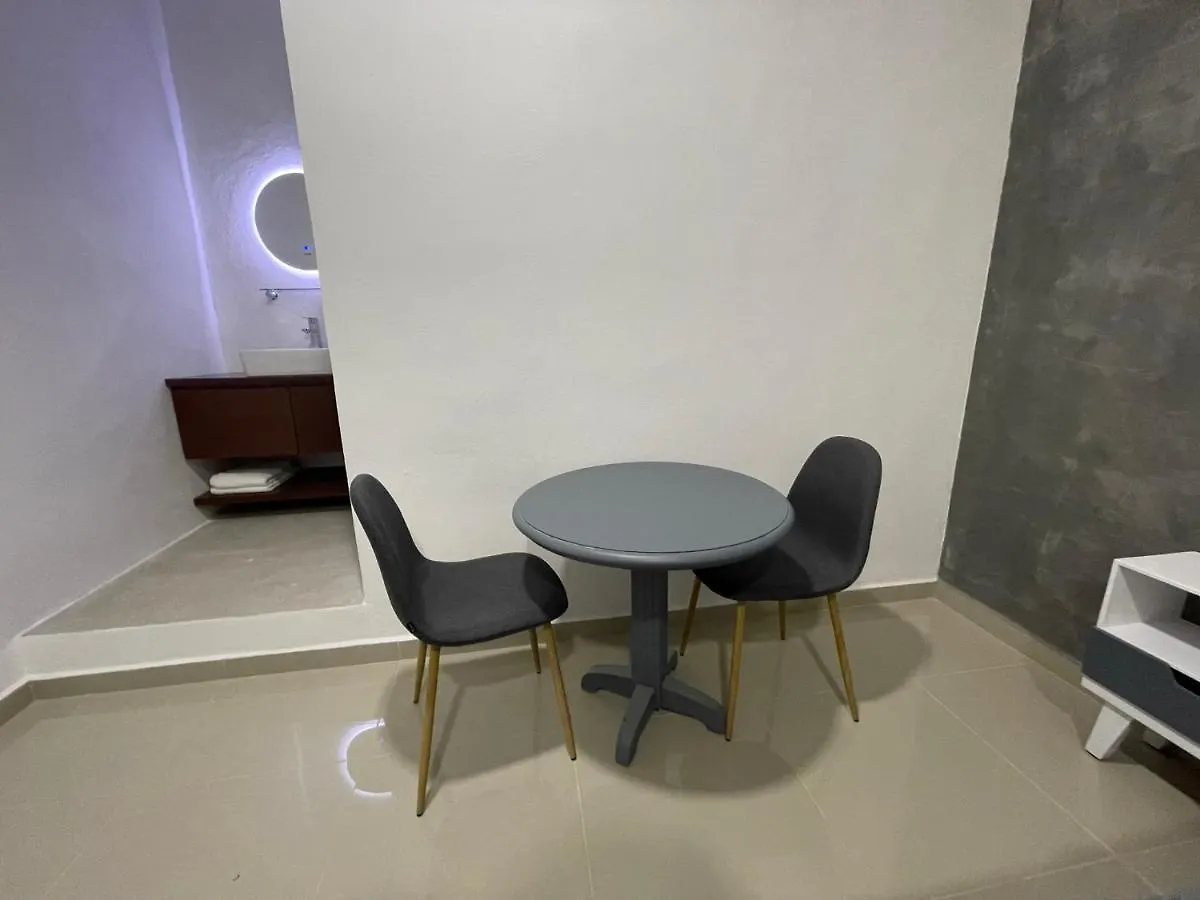 Casa Roble Cancún